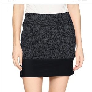 COLUMBIA Black Mimosa Print Skort